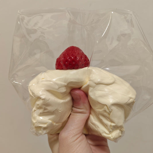 What Is a Slow-Rising Squishy? (And Why It's the Only Kind Worth Buying)