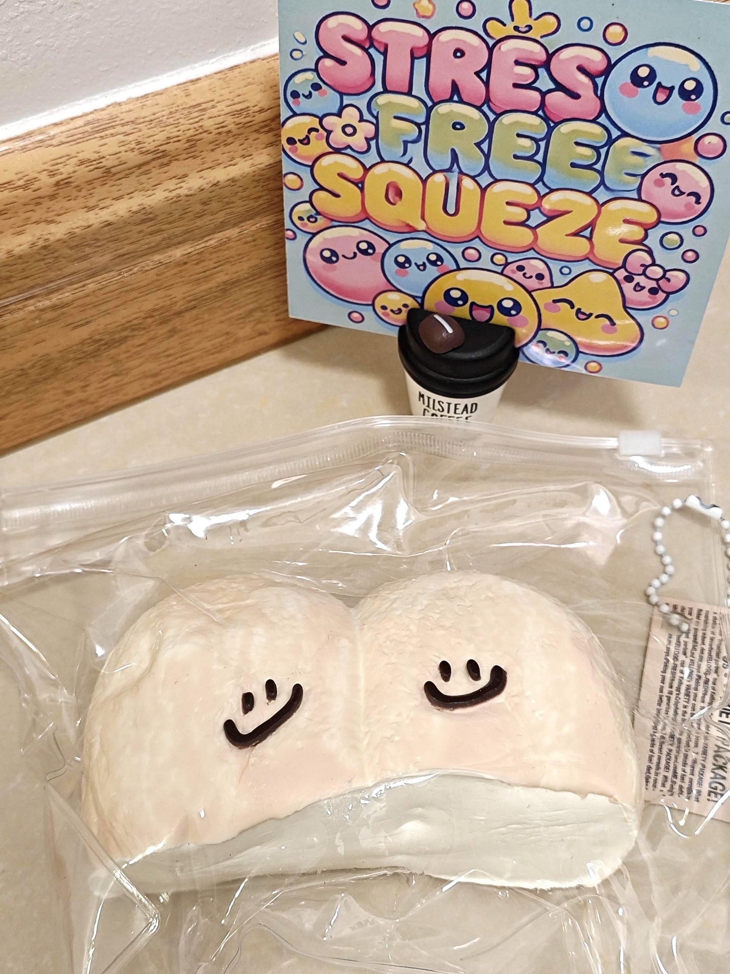 Squishy Brötchen Zwillings-Brötchen-Quetschspielzeug Gedämpftes Brötchen Kawaii Fidget Toy zur Angstlinderung Langsam aufsteigendes Sensorikspielzeug Minimalistisches Geschenk für Erwachsene
