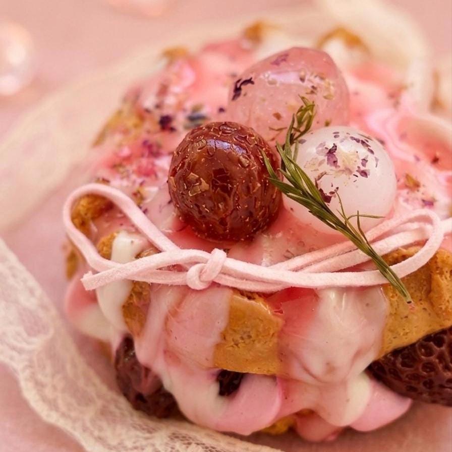 Strawberry Pastry Squishy