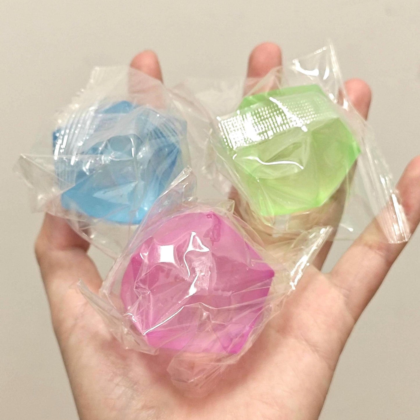 Bunter Taba Squishy Mini-Edelstein-Quetschball Kristall-Stressball Weicher Fidget Toy Langsam aufsteigender Stressabbau Schreibtischspielzeug Geschenkideen Diamant-Squishy