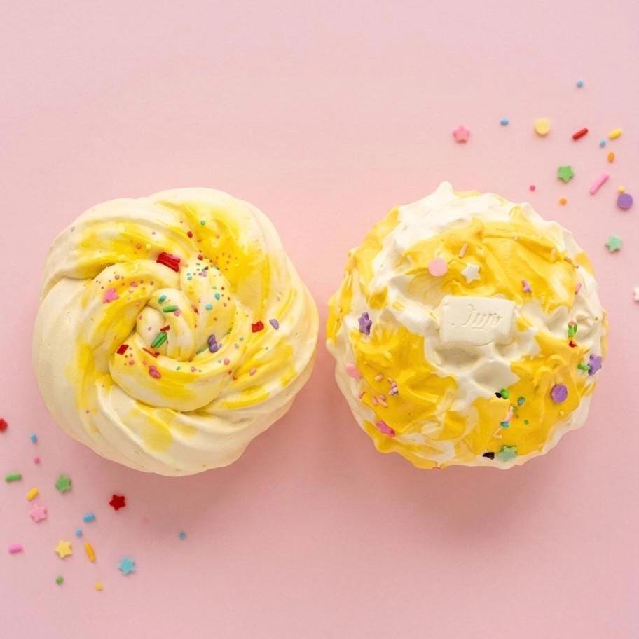 Kuchen-Squishy-Spielzeug-Set Dessert-Paar-Quetschbündel Pastellfarbener Stressball Kawaii Fidget Toy zur Angstlinderung Geschenkideen für Teenager Sammlerstück