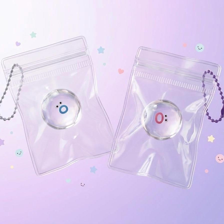 Emoji Squishy Mini Quetschspielzeug Set Schlüsselanhänger Taschenanhänger Stressball Winziges Fidget Spielzeug zur Stresslinderung Geschenkideen für Teenager Handy-Zubehör