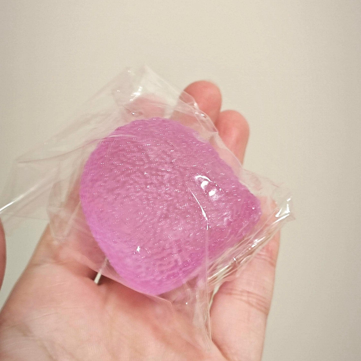 Mini bunter Stressball Langsam aufsteigend Squishy für Stressabbau Zappelspielzeug Durchscheinendes Sensorisches Quetschspielzeug Schreibtischspielzeug für Erwachsene Geschenkideen für Kinder