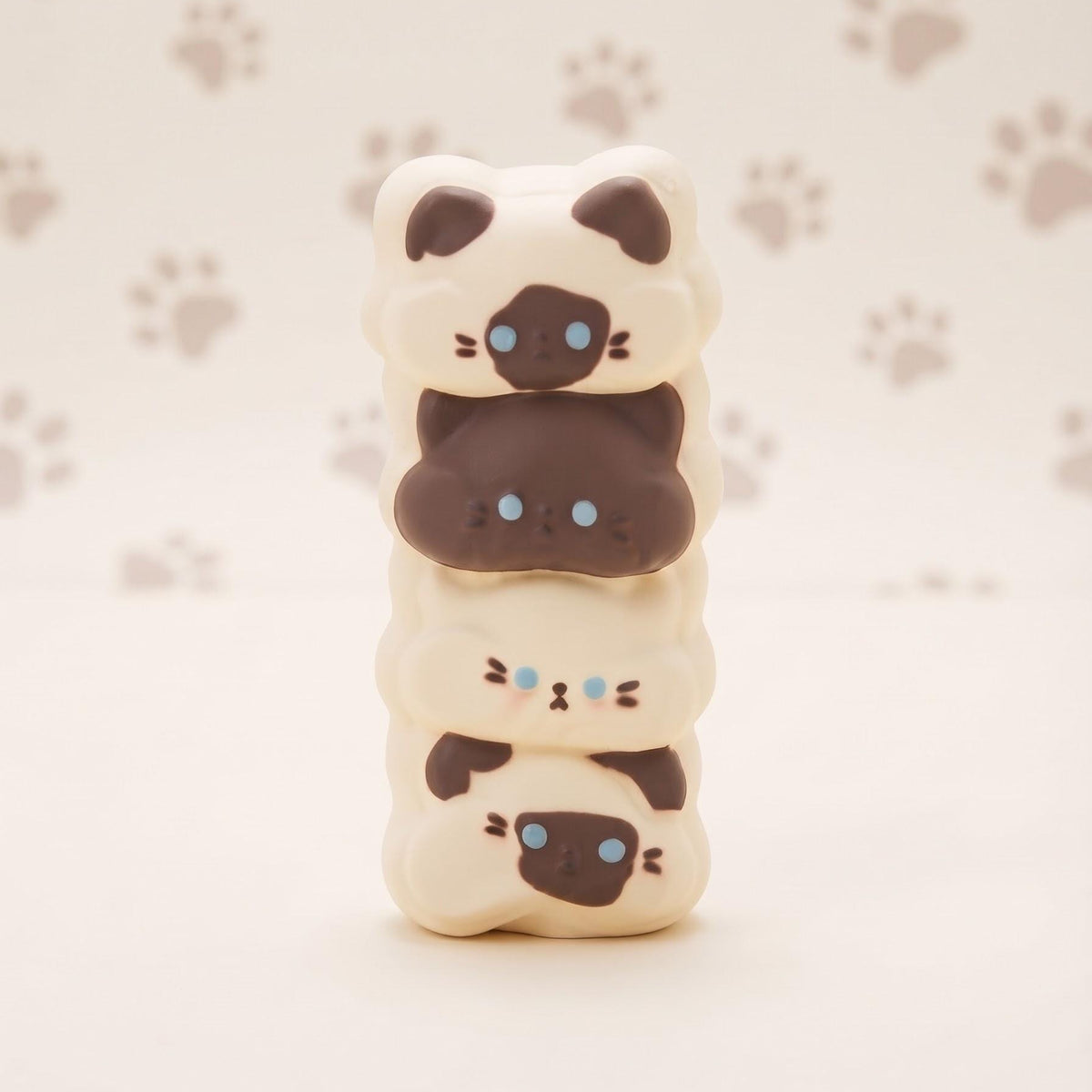 Kawaii Cat Squishy Toy Slow Rising Stress Relief Fidget Siamese Cat Stack Design Anxiety Relief Squeeze Toy Desk Decoration Gift Cat Lover Collectible Soft Silicone Material Tactile Sensory Play Cute Animal Figurine Fidget Toy Collection